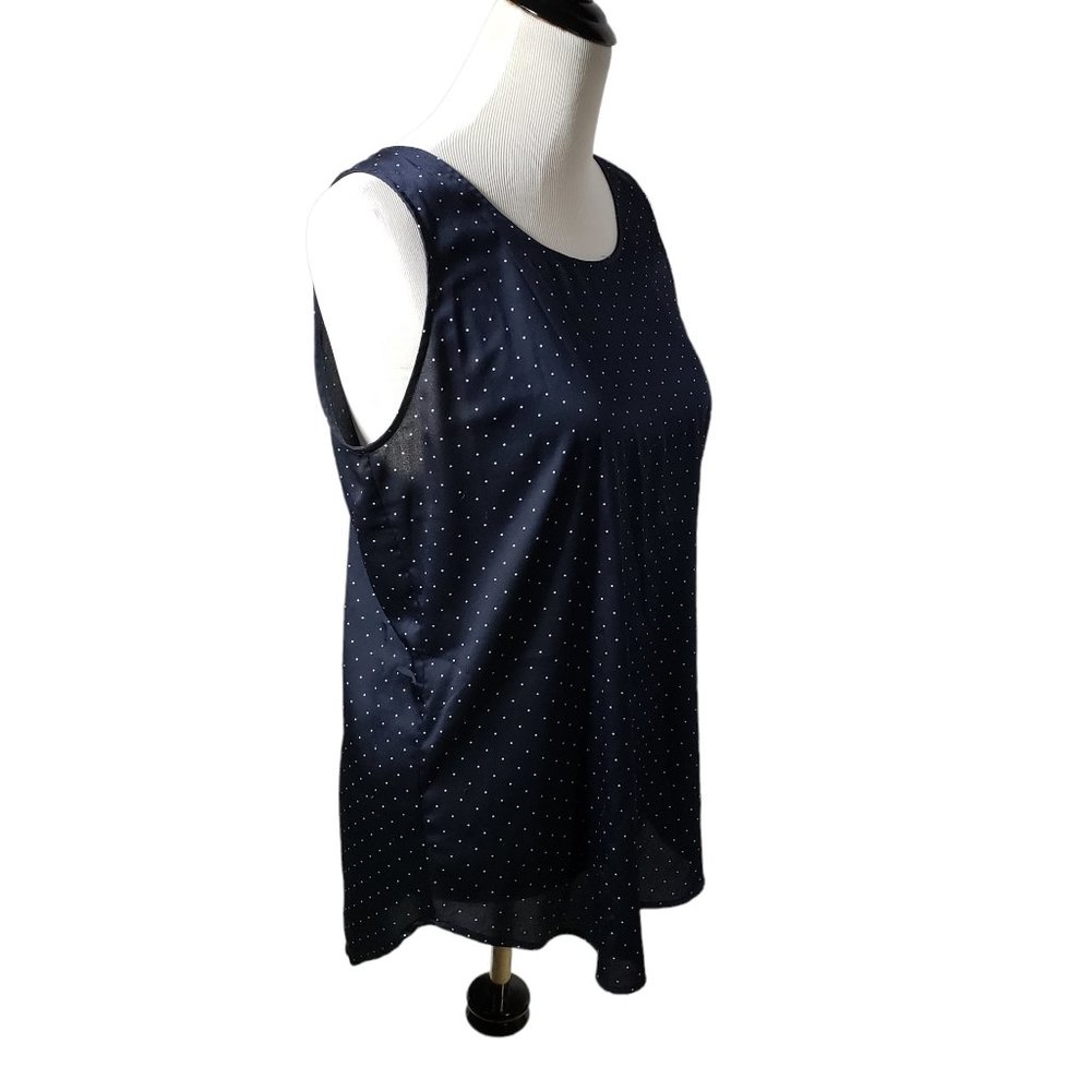 Ann Taylor Women's size Medium Blue w/ White Polka-dots Sleeveless blouse
